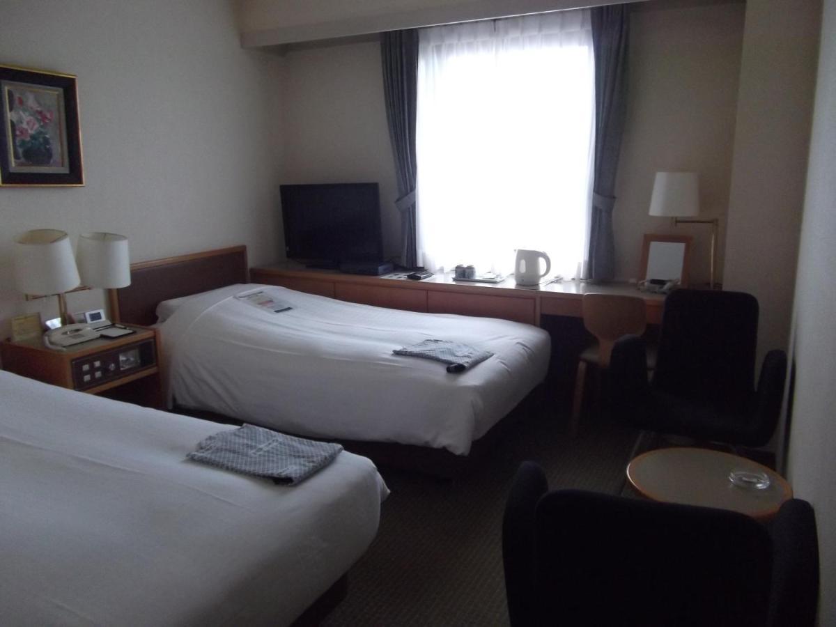 Ichikawa Grand Hotel Eksteriør billede