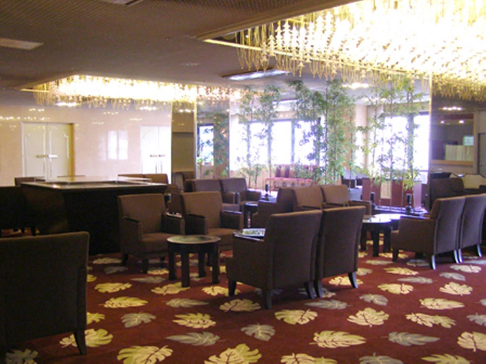 Ichikawa Grand Hotel Eksteriør billede