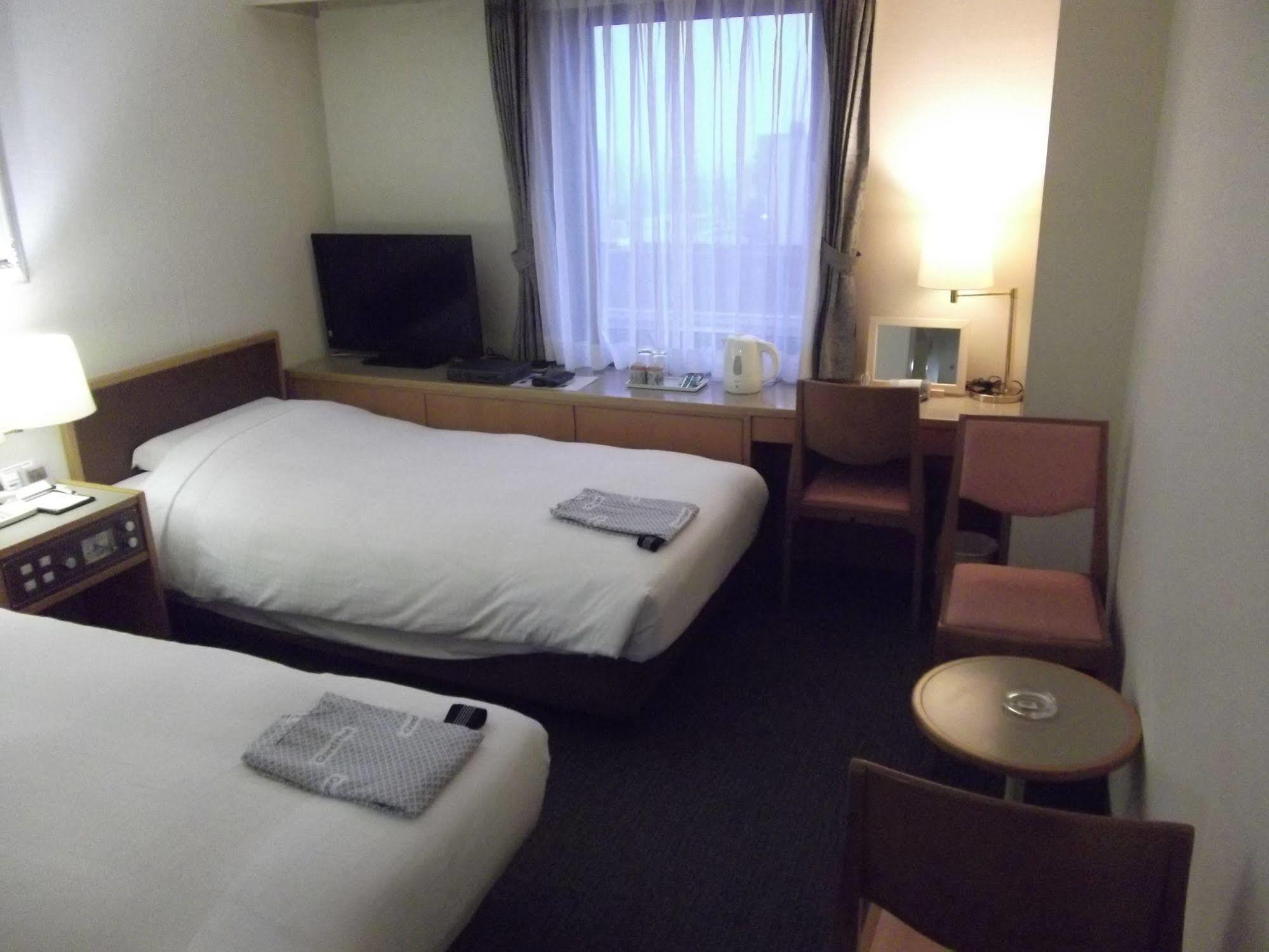 Ichikawa Grand Hotel Eksteriør billede